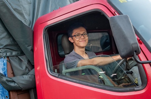 5C339CFE-9484-4672-AC1A-B827EE2BB3FD